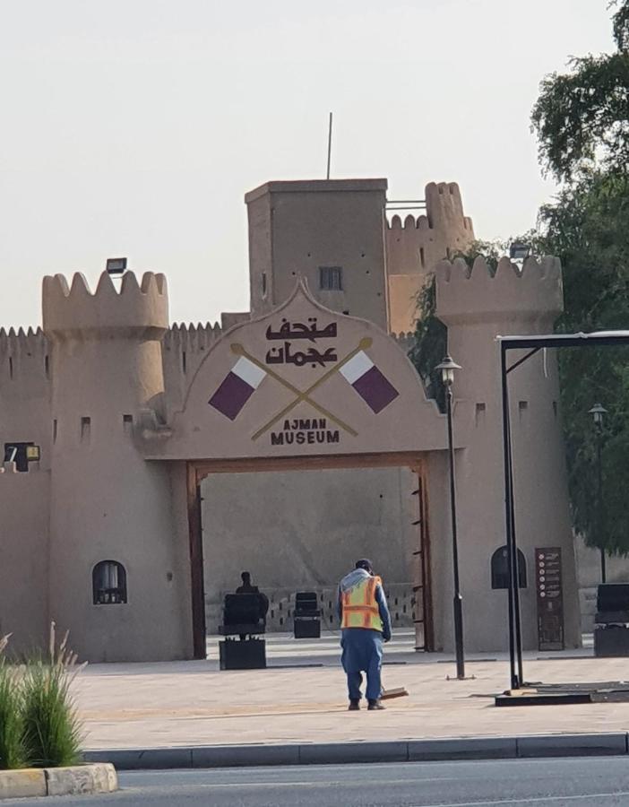 Reem 1 Apartamento Ajman Exterior foto